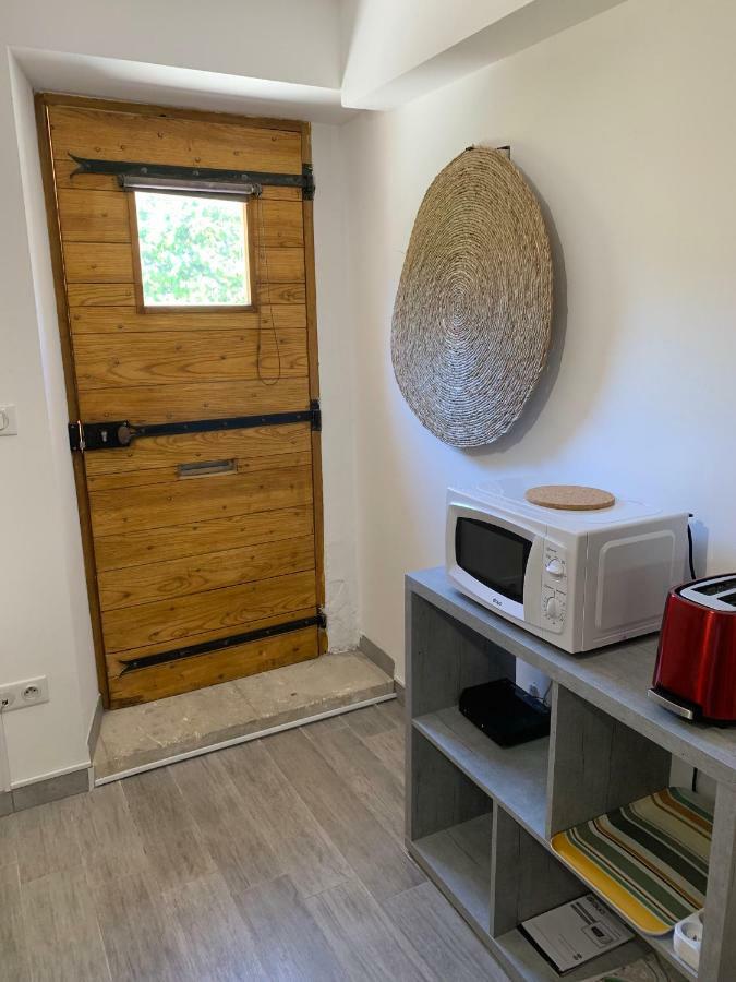 Ferienwohnung Les Lauriers LʼIsle-sur-la-Sorgue Exterior foto
