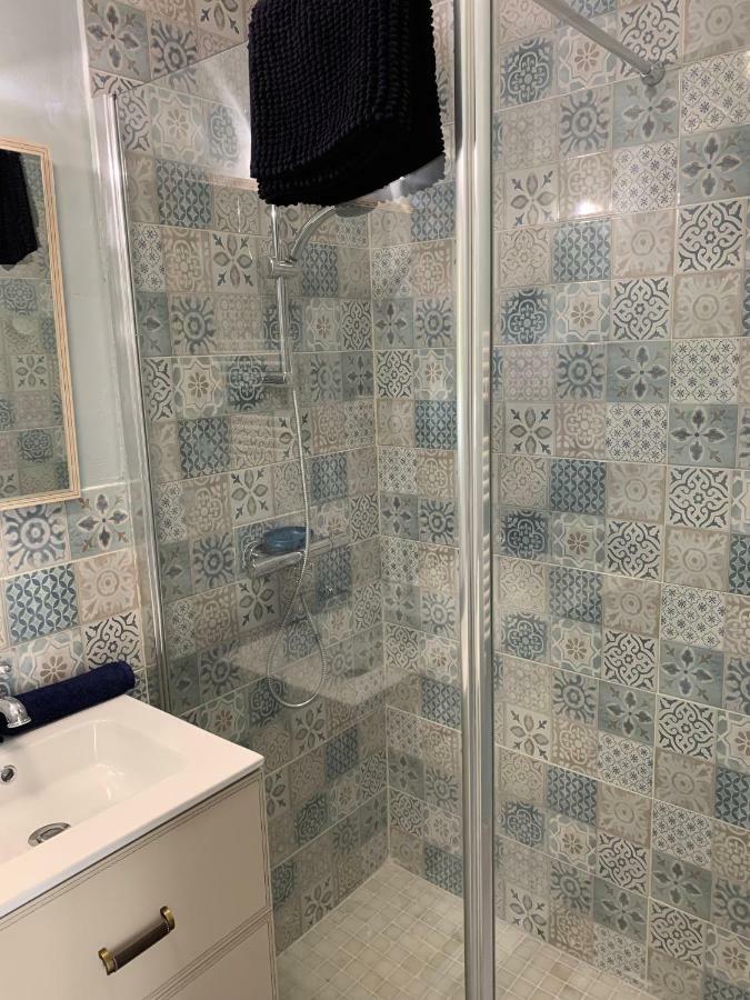 Ferienwohnung Les Lauriers LʼIsle-sur-la-Sorgue Exterior foto